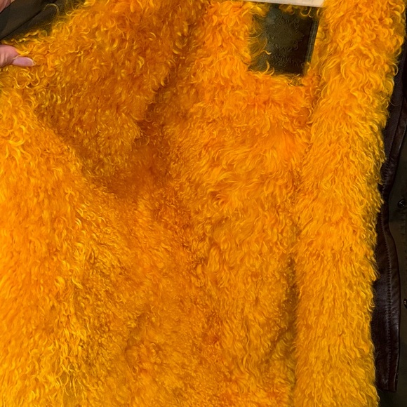 Mr. & Mrs. Italy Real lamb Fur lined hooded coat! - Picture 6 of 11